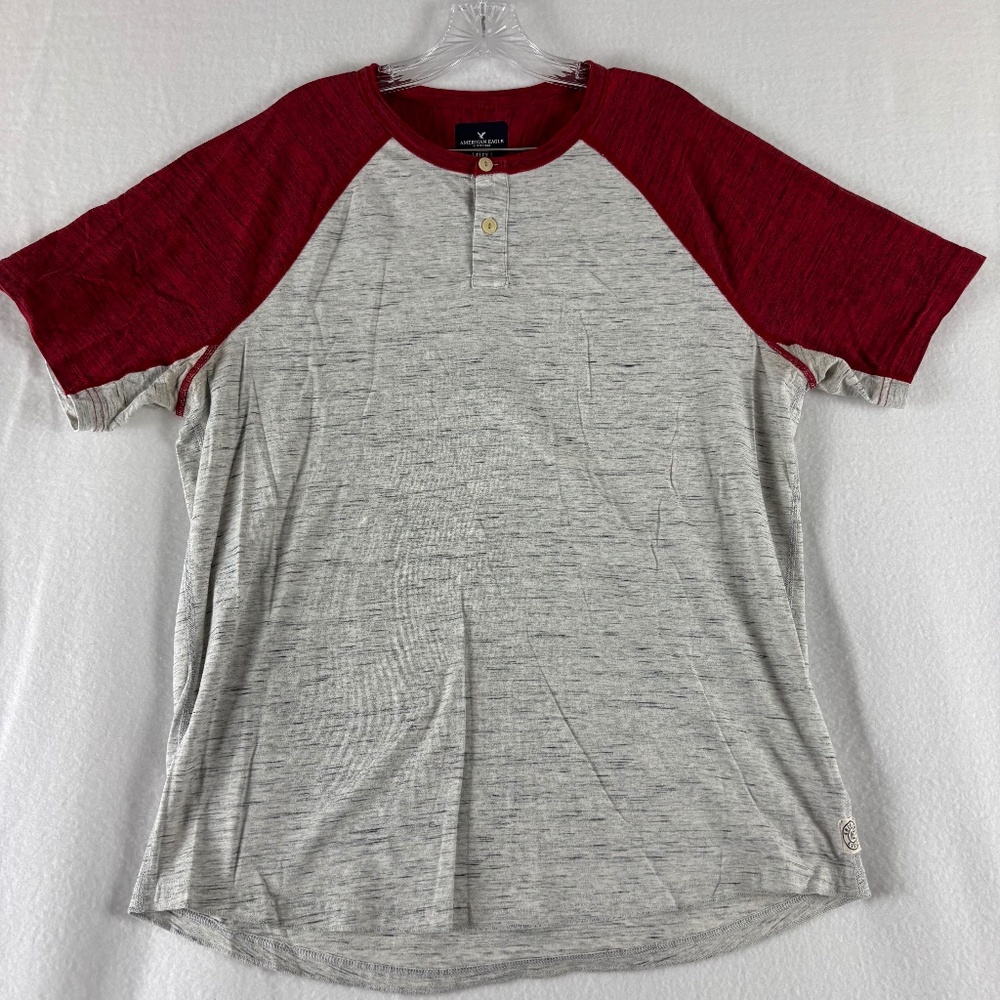 American Eagle Outfitters, Men’s T-Shirt, Red & Gray, Henley, Size L Classic Fit